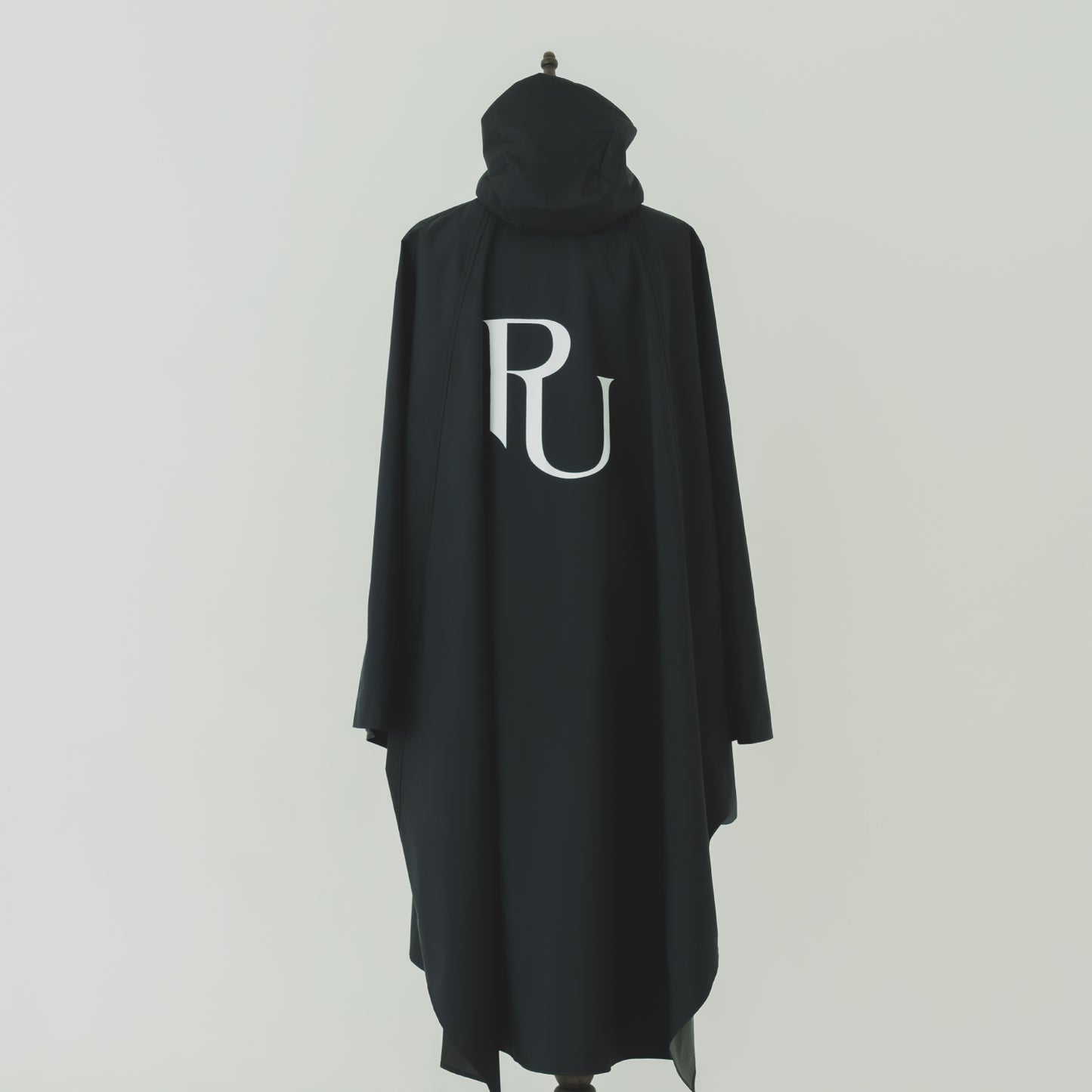 Poncho Black